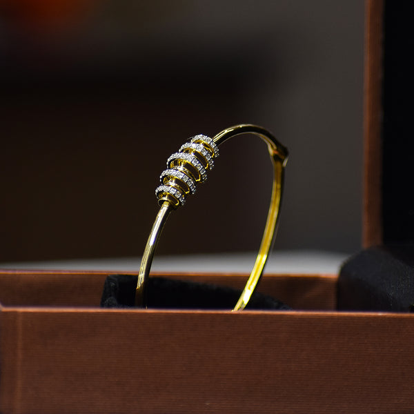 Spiral design kada bracelet