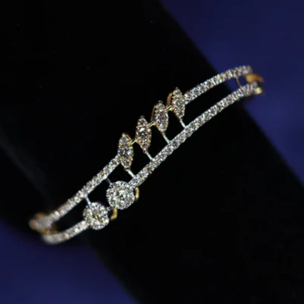 Yellow Gold Leaf Pattern Bracelet