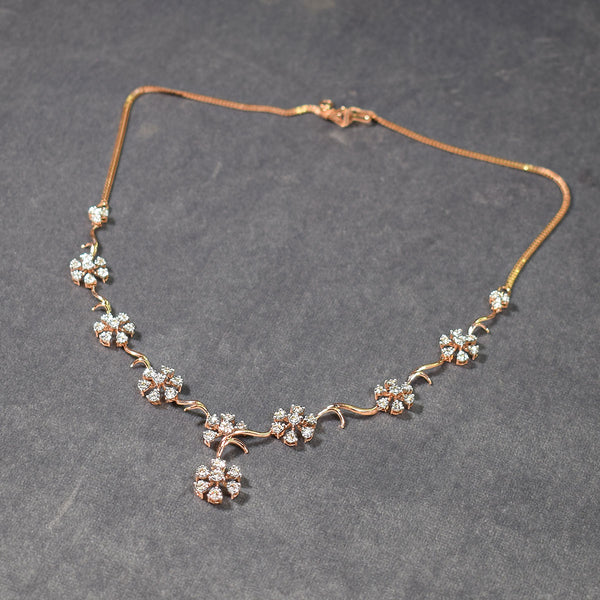 Rose gold floral pattern necklace