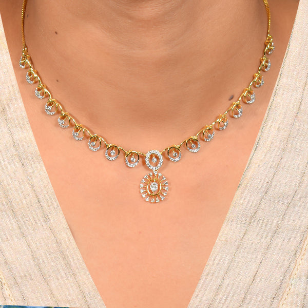 Splendid synergy diamond necklace