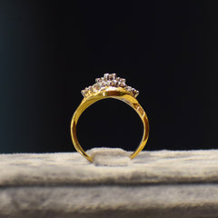 Yellow gold regular use ring